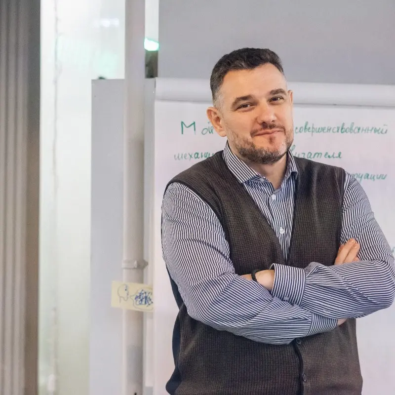 Александр Тузиков