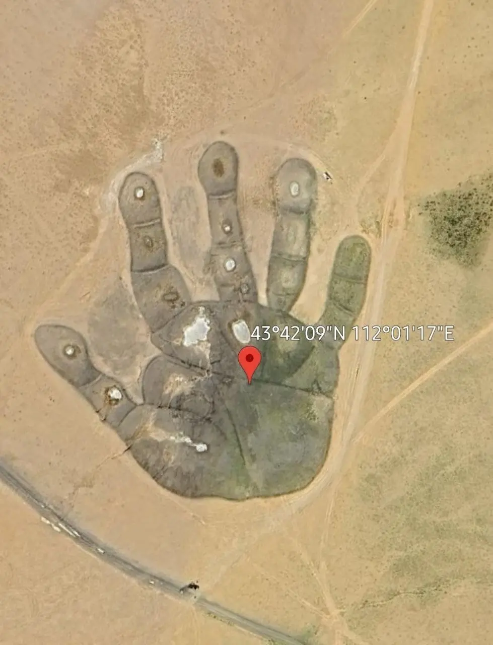 В мире интересного
43°42'09"N 112°01'17"E
Монголия
25°52'32"S 139°03'24"E
Австралия | Сетка — социальная сеть от hh.ru