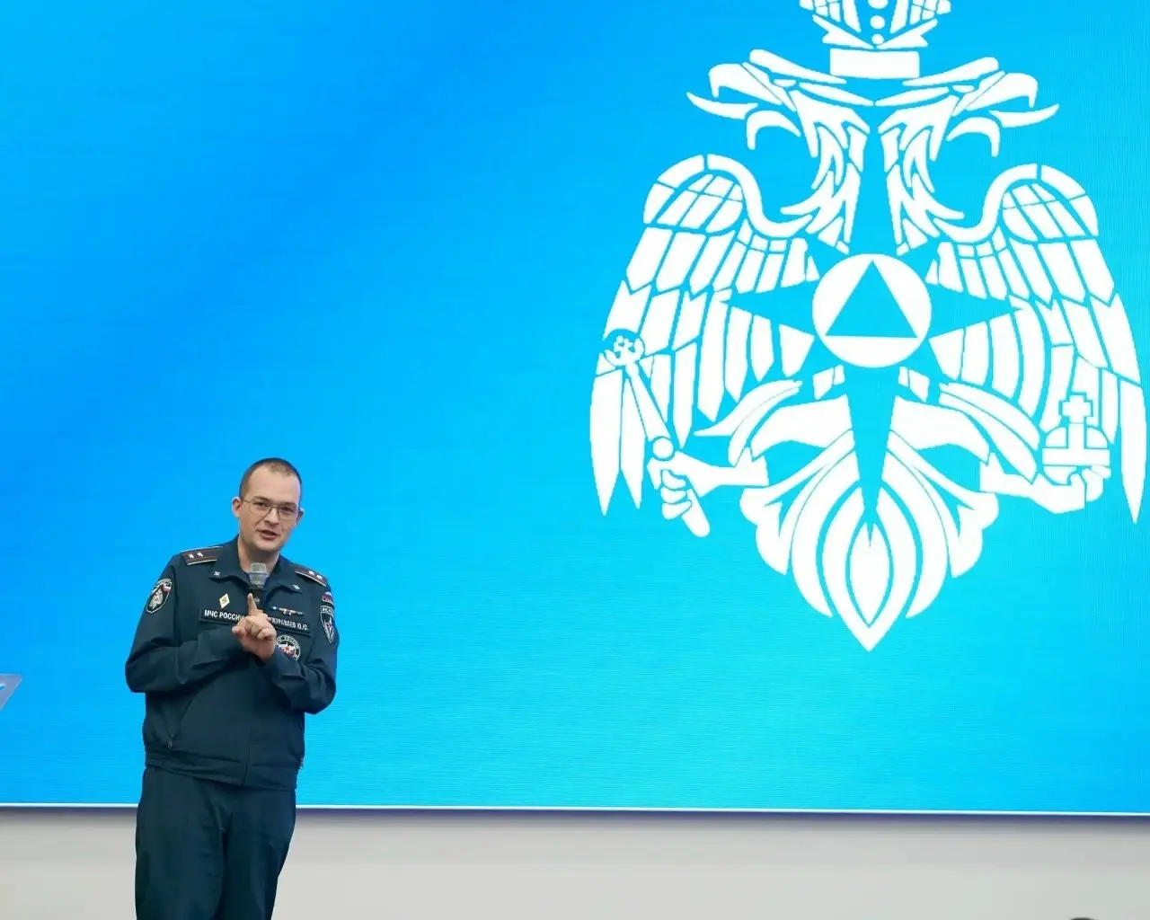🔹️Уже в эту субботу, 16 мая в 11:00 Советник министра МЧС России Юрий Журавлев откроет онлайн-вебинар по СП 6.13130.2025 «Система обеспечения пожарной безопасности объекта защиты | Сетка — социальная сеть от hh.ru