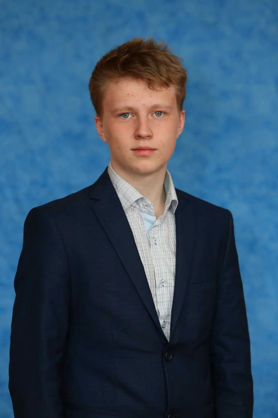 Денис Лезневский