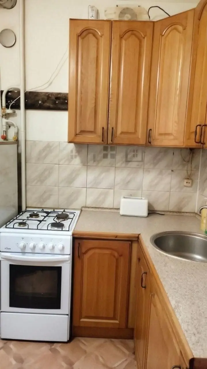 🔥 НОВЫЙ ОБЪЕКТ В АРЕНДУ — 1-КОМНАТНАЯ КВАРТИРА В БЫКОВО 🔥
🏠 Уютная квартира в 7 минутах пешком от ж/д станции.
🛋 Полностью меблирована, есть холодильник и стиральная машина. Совмещённый санузел | Сетка — социальная сеть от hh.ru