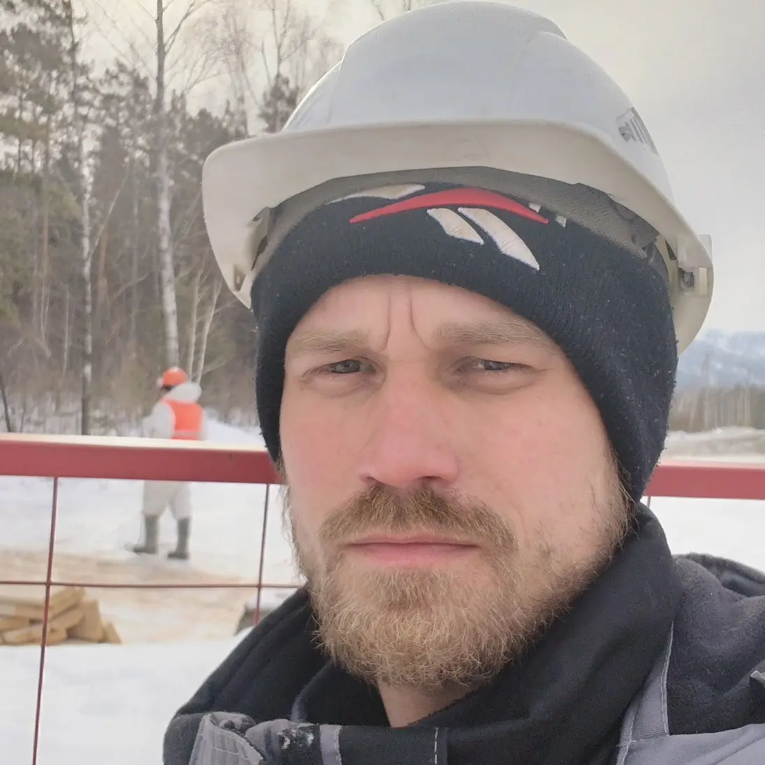 Алексей Безруков