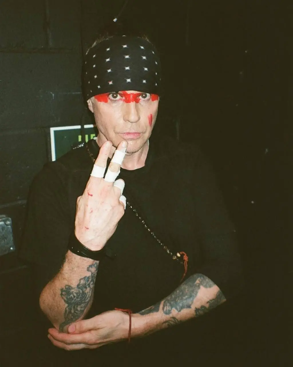 64 года Иэну Эстбери ⚡️
Легендарный фронтмен The Cult | Сетка — социальная сеть от hh.ru