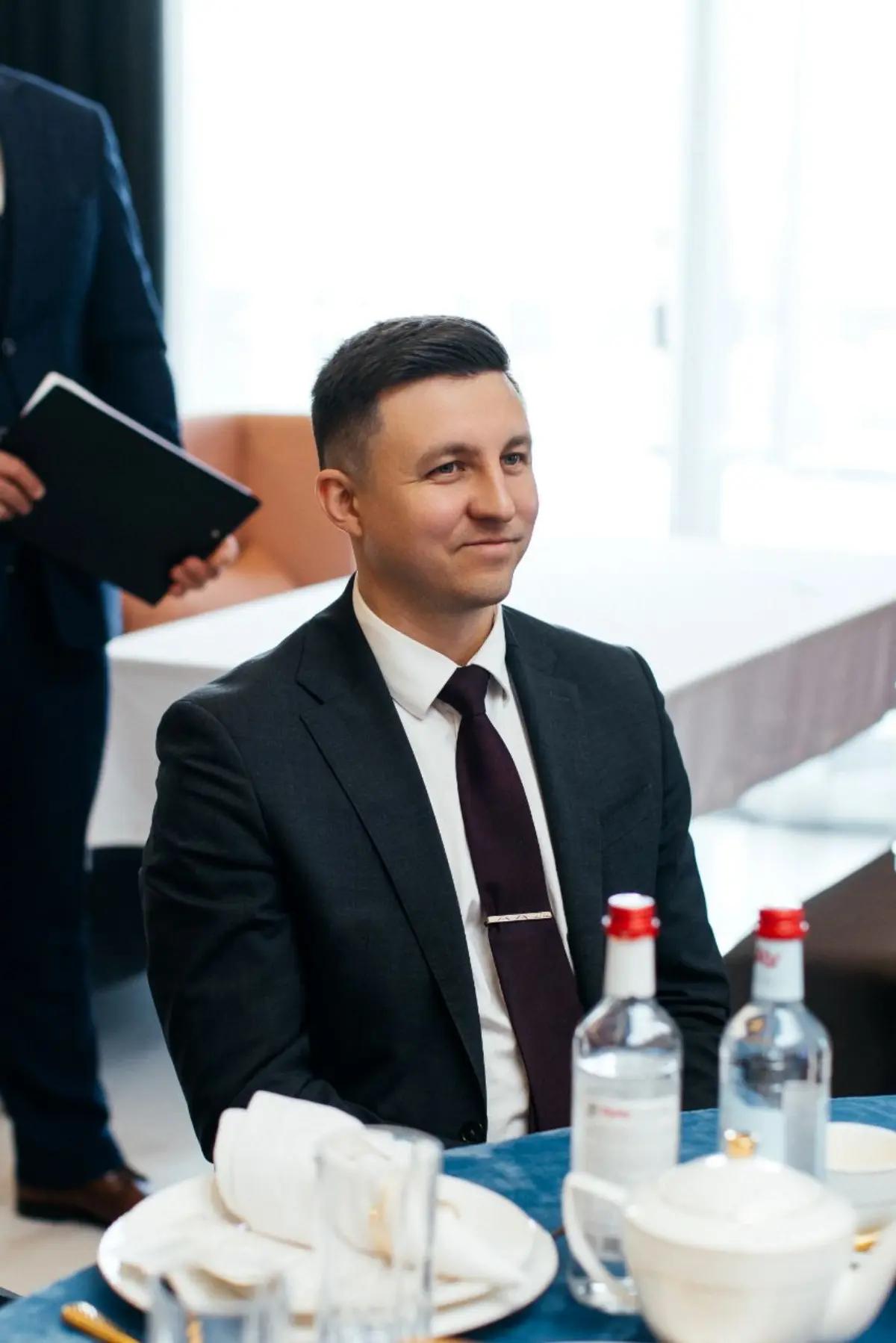Деловой завтрак с коллегами из Газпромбанка — хорошая традиция, которая позволяет за чашкой кофе обсудить то, на что в формате официальных встреч часто не хватает времени | Сетка — социальная сеть от hh.ru