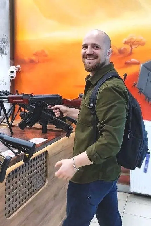 Зашел в контент-марафон Pablo. Но уже с новой темой. Ща расскажу.
В прошлом году я заходил в контент-марафон с темой "Технологии сообществ" | Сетка — социальная сеть от hh.ru