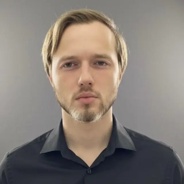 Александр Старцев