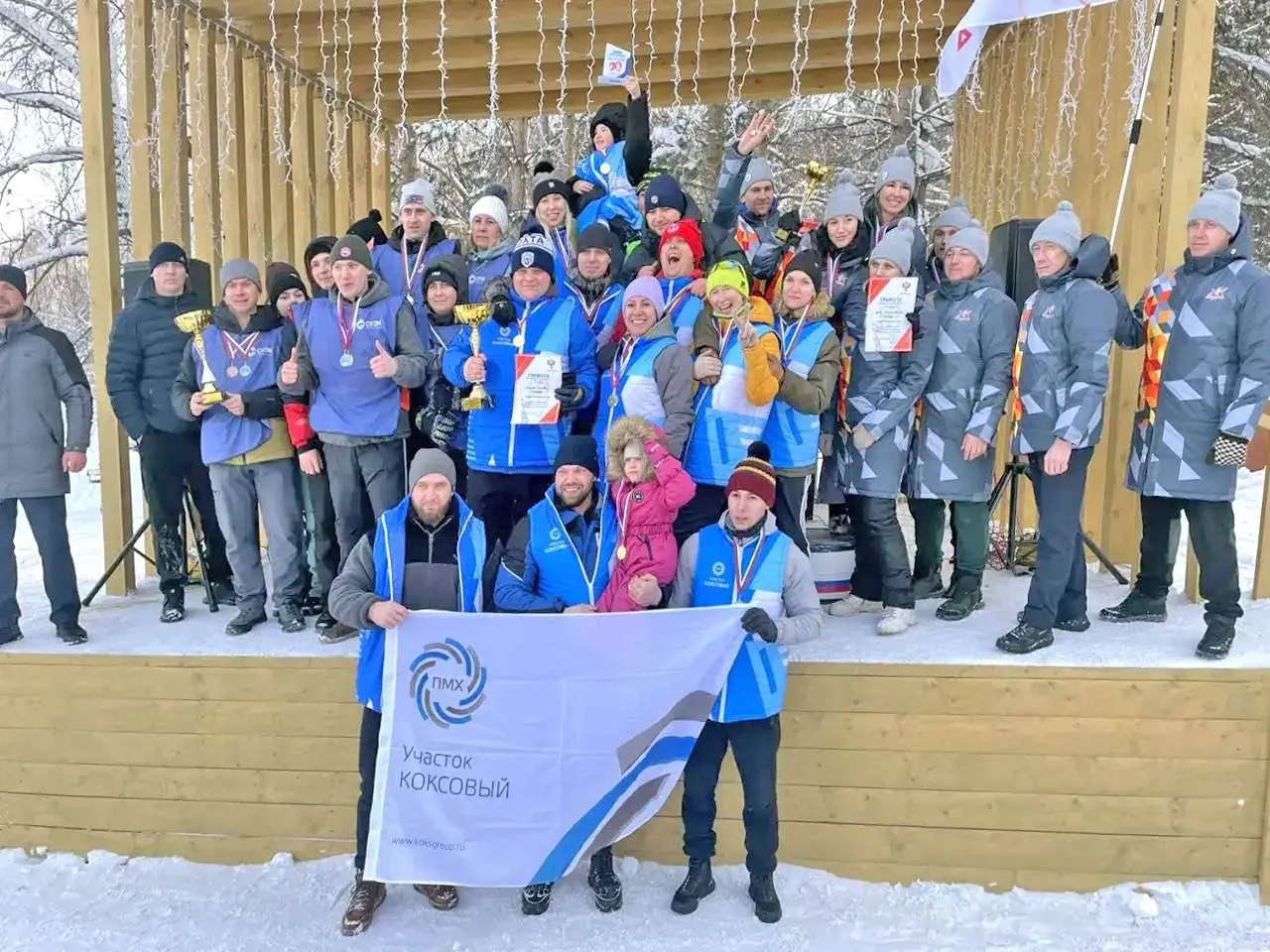 💪На связи спортивный дайджест ПМХ и Промсорт!
🥇На «Коксе» коллеги определили сильнейших в групповом и личном турнирах по настольному теннису.
🎯На Комбинате КМАруда сражались любители дартса и плавания | Сетка — социальная сеть от hh.ru