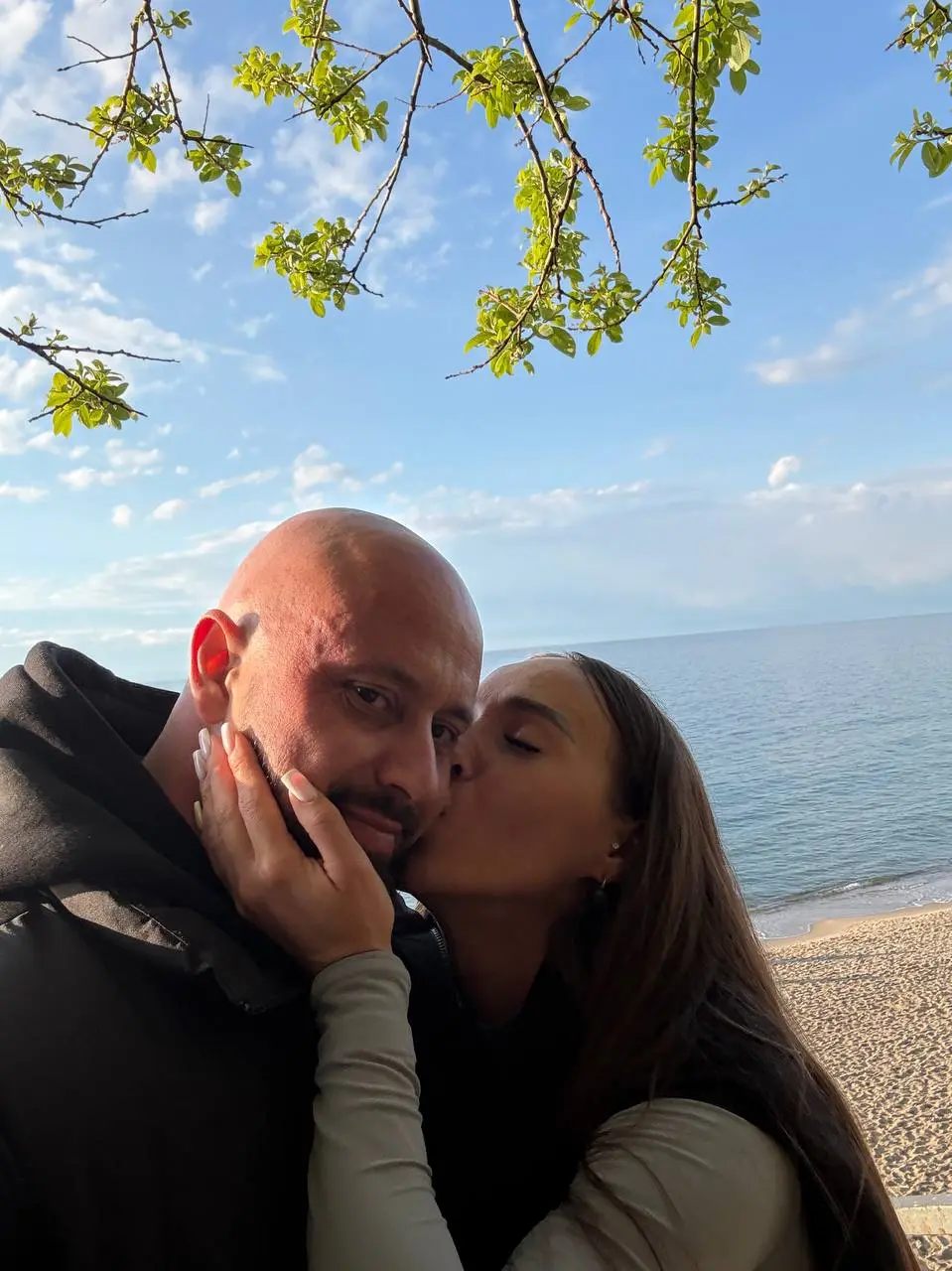 Давно хотел побывать в
Калининграде. И вот я здесь.
Поселились в Светлогорске.
Ощущение, что маленький город в
Европе. Очень красиво. Чисто.
Тихо. Птицы поют на каждом шагу.
Очень красивая природа | Сетка — социальная сеть от hh.ru