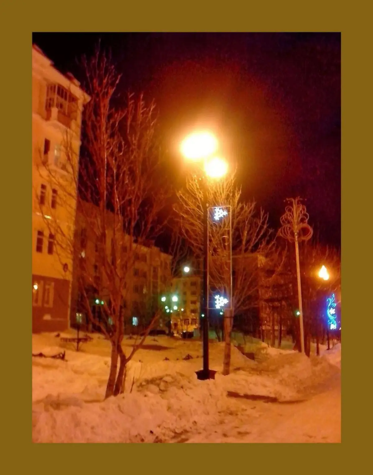 Вечер. Снег. Магадан. / Evening. Snow. Magadan. | Сетка — социальная сеть от hh.ru