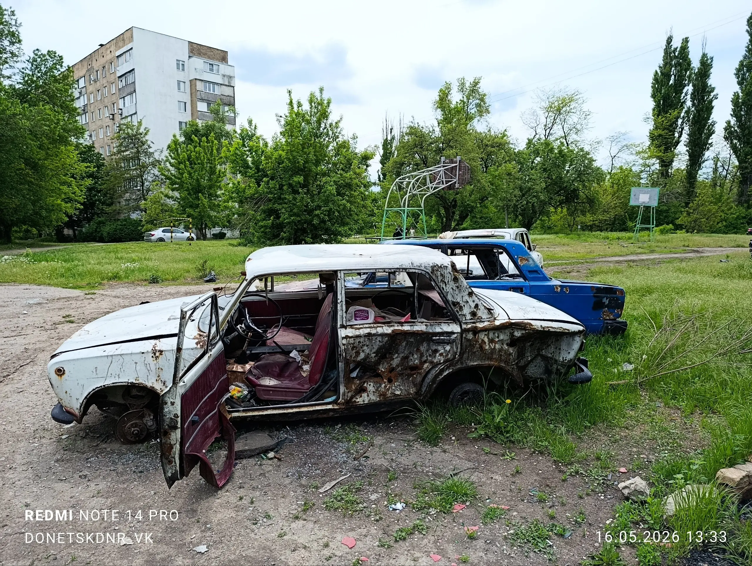 Обычный дворик в Киевском районе | Сетка — социальная сеть от hh.ru