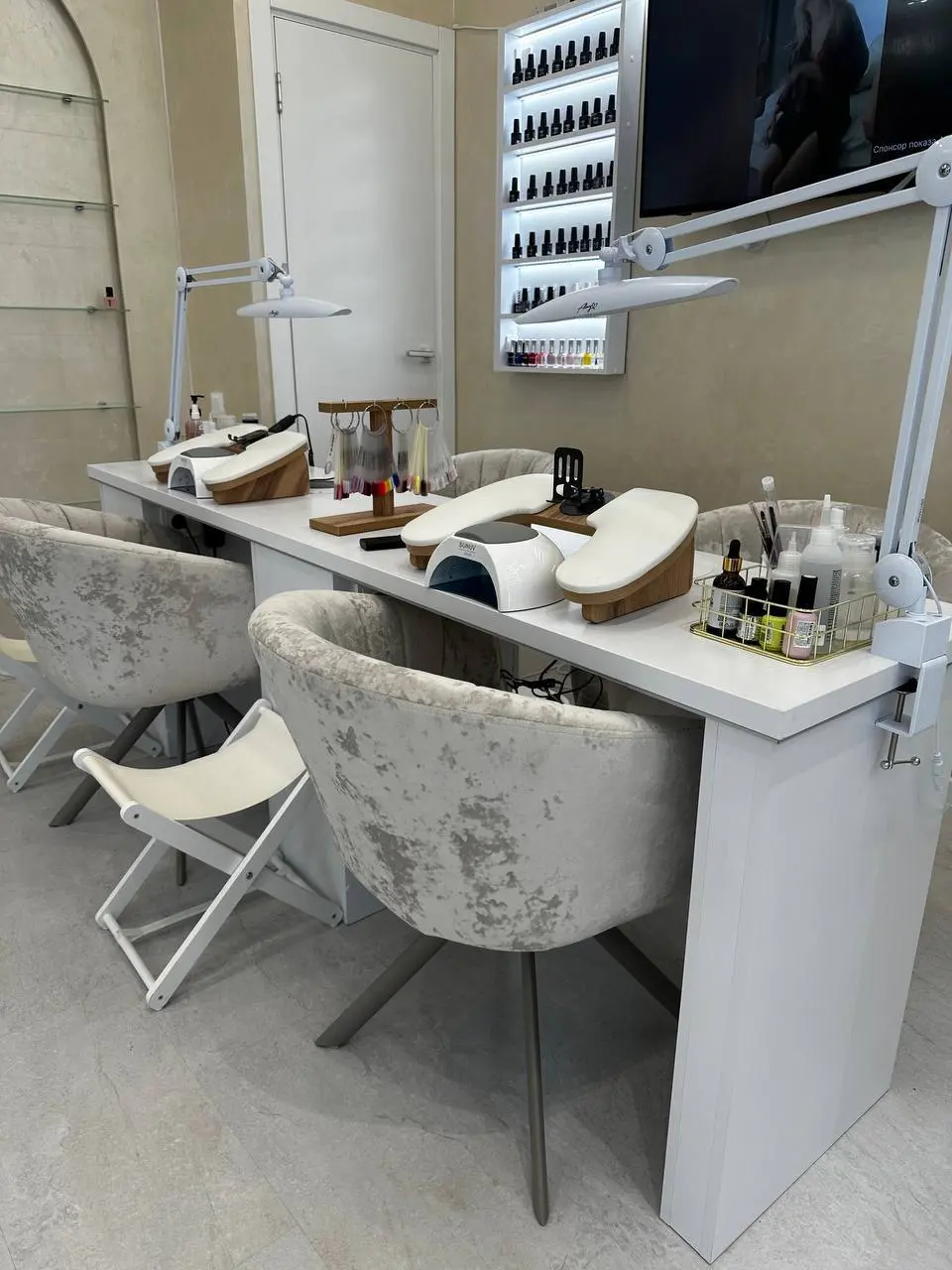 МАСТЕР МАНИКЮРА И ПЕДИКЮРА
От 5 000₽/смена
Салон
• Москва, м. ЗИЛ
• Красота и wellness
• +79053338341
Полное описание вакансии размещено в Телеграм и Макс | Сетка — социальная сеть от hh.ru
