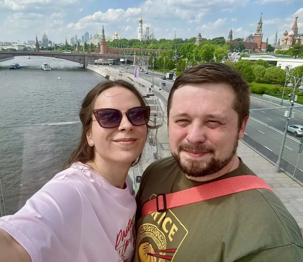 Пока все читают высказывание Google о том, что GEO/AEO/SEO — единый термин, никто не задумался: а с чего бы это?
Метрики — разные.
Технологии — хоть и схожи под капотом, но разные | Сетка — социальная сеть от hh.ru