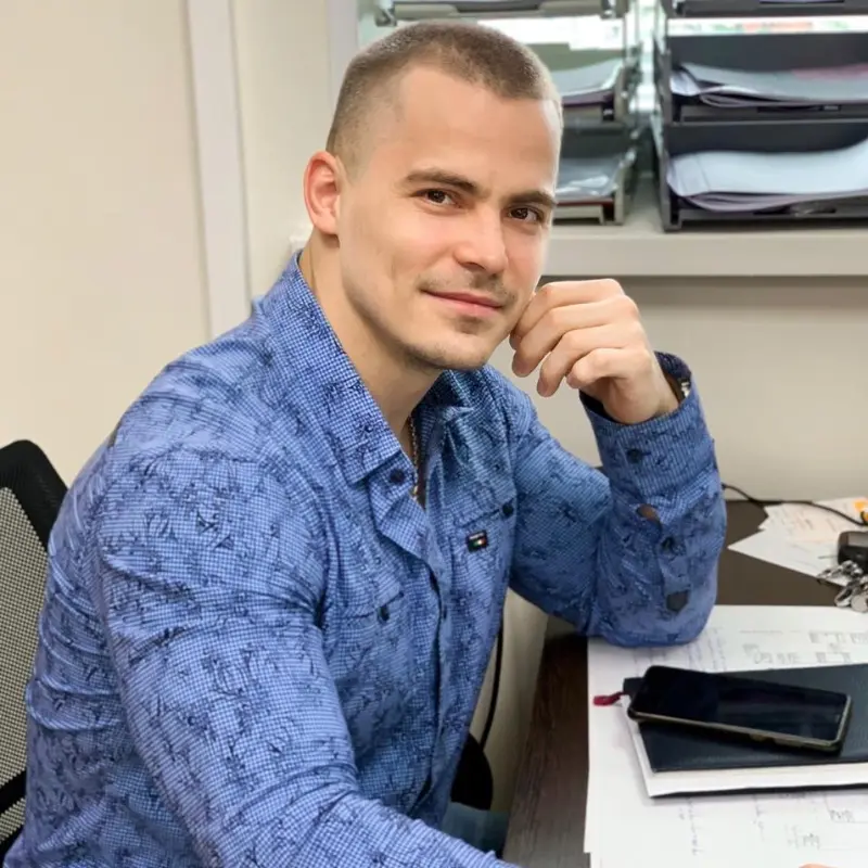 Павел Толмачев