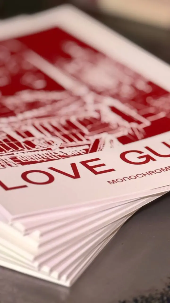 Изготовлено в Sunprint
Путеводитель по романтическому Петербургу💖
Санкт-Петербург — город, чьи улицы, набережные и фасады хранят сотни историй о любви🩵
Совместно с Домом культуры Льва Лурье мы создали... | Сетка — социальная сеть от hh.ru