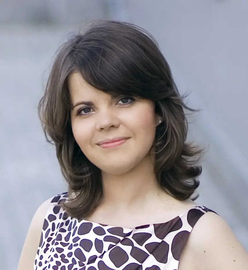 Ирина Новакова