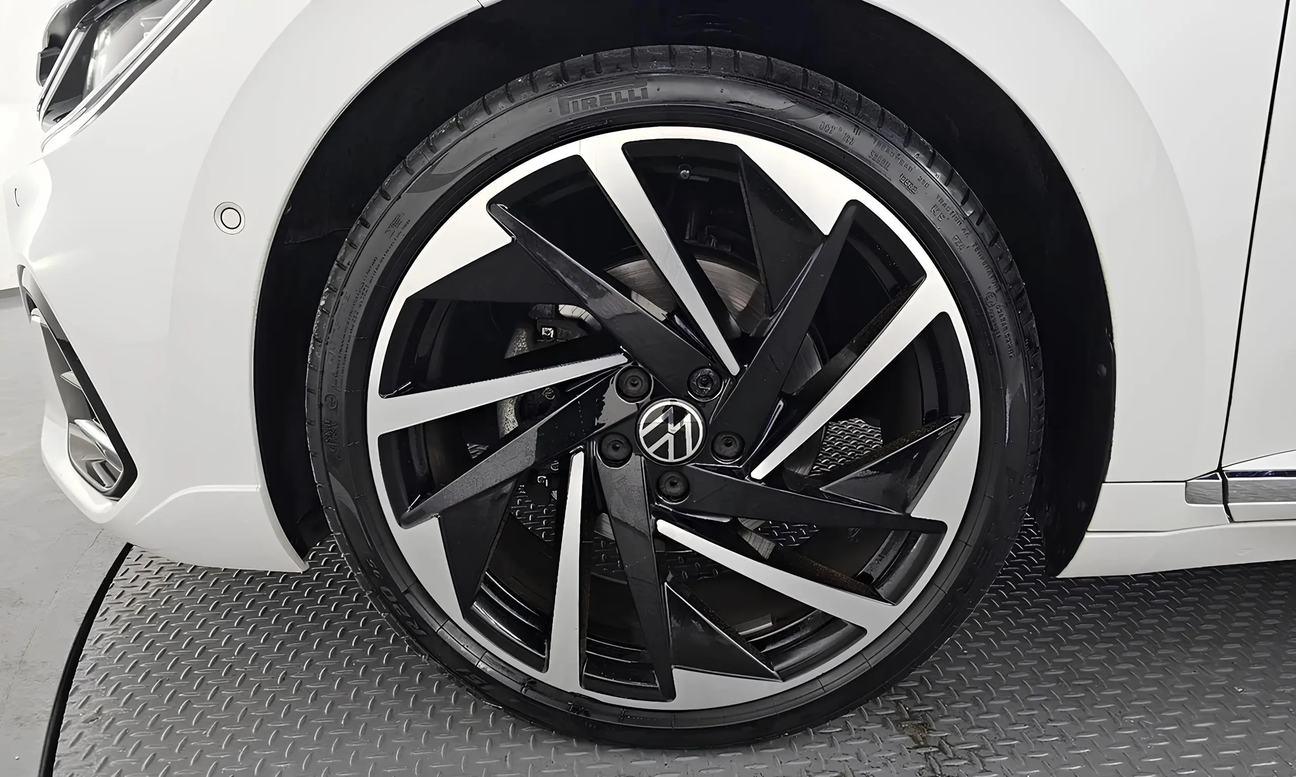 🚘Volkswagen Arteon R-Line
2022 г / 44882 км
2.0 дизель, 200 л.с | Сетка — социальная сеть от hh.ru
