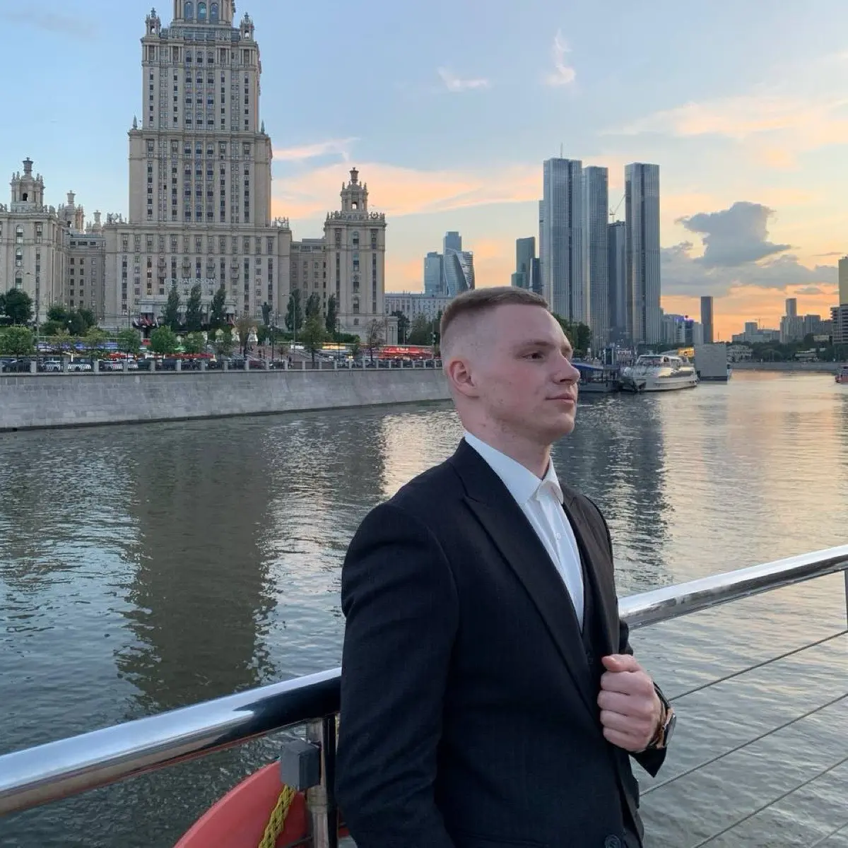 Владимир Миронов