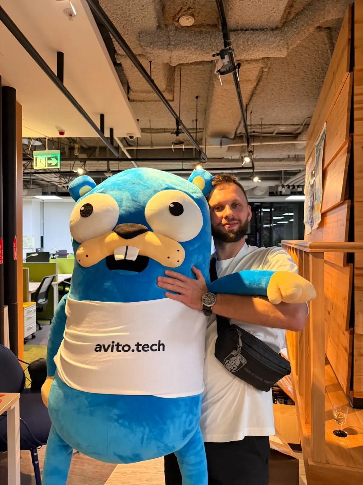 AvitoTech Frontend Session и афтерпати на террасе 👏🏻 | Сетка — социальная сеть от hh.ru