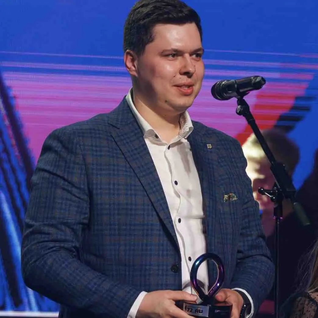 Дмитрий Комков