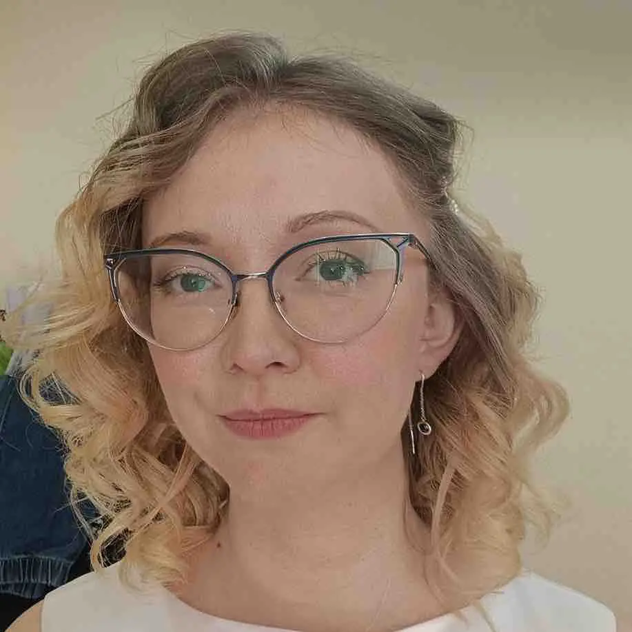 Анна Протопопова