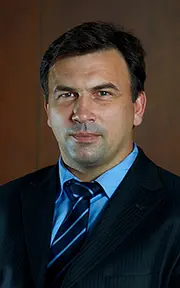Александр Ларин