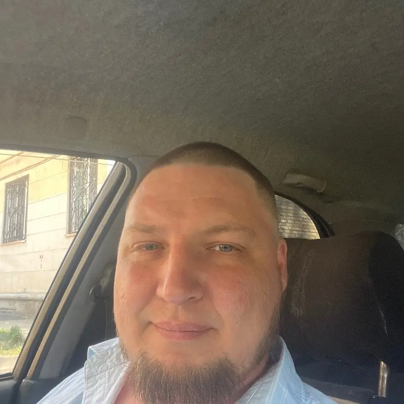 Андрей Алексеев