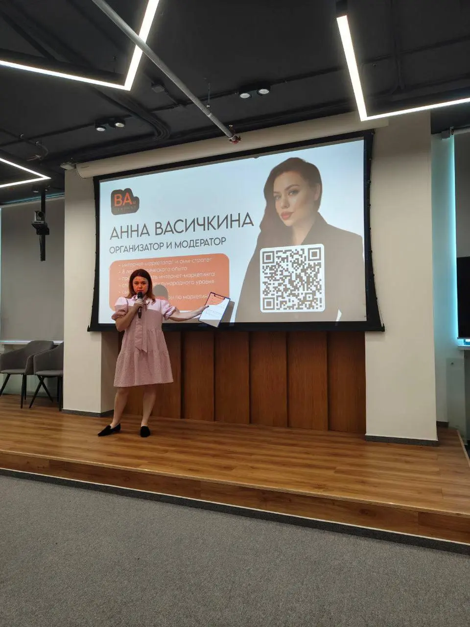«Я создал продукт. Я навайбкодил регистрацию за день. Я собрал MVP за 5 дней». Читаю это в каждой ленте | Сетка — социальная сеть от hh.ru