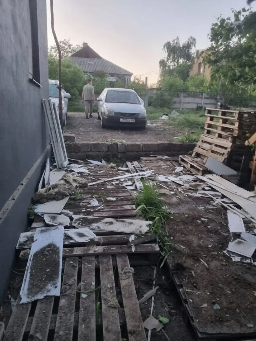 Ещё последствия ночной атаки БПЛА в Калининском районе Донецка | Сетка — социальная сеть от hh.ru