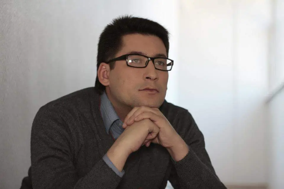 Давид Азизов