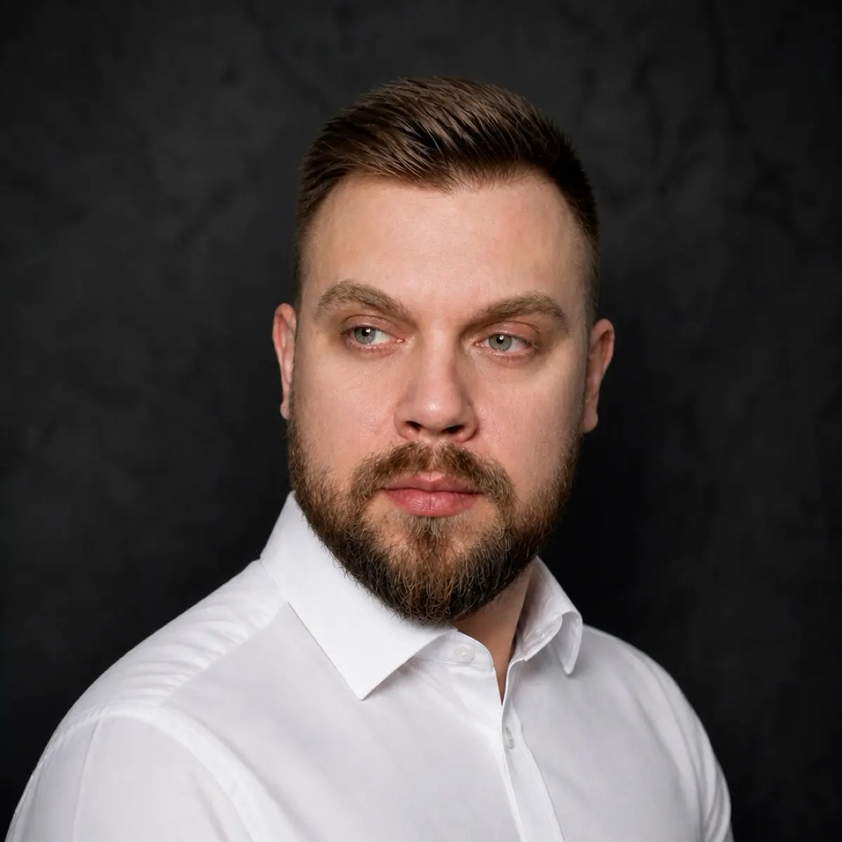 Василий Савельев
