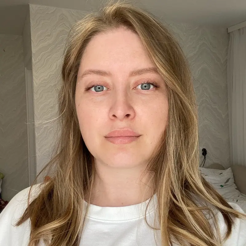 Анна Миллер