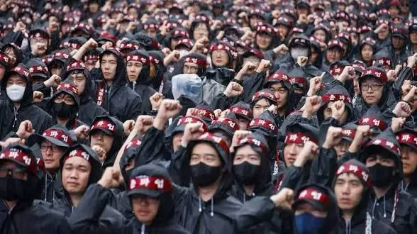 Не могу пока полноценно сам осознать, но вам расскажу)
21 мая случилось важное событие в Сеуле | Сетка — социальная сеть от hh.ru