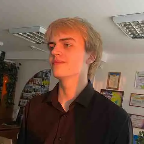 Данил Перовский