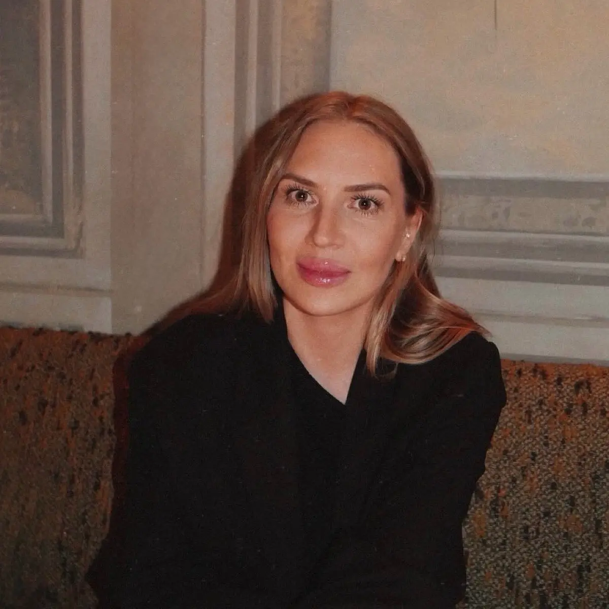 Анна Зарубежнова