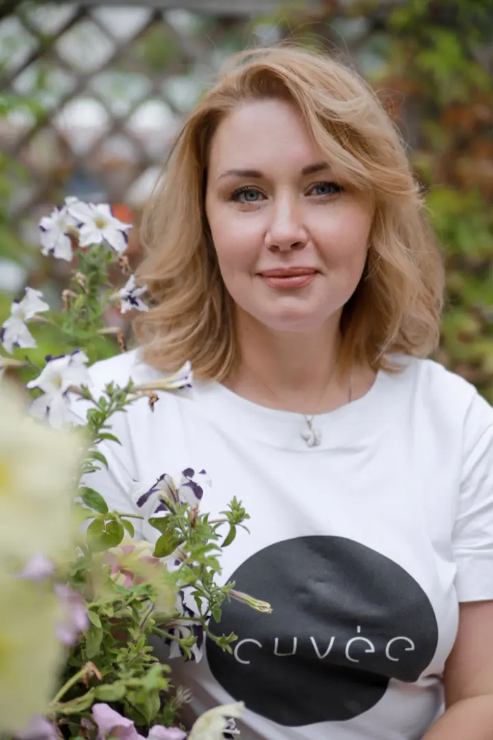 Марина Ушакова