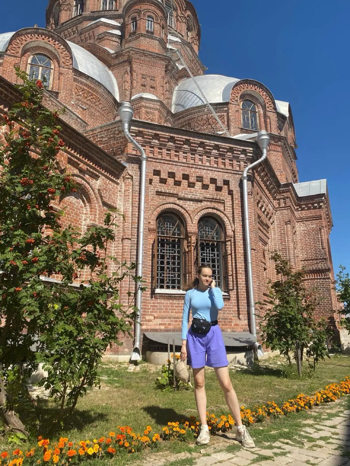 📝 Задумывались ли вы, насколько важно, какую именно цель вы видите в своей работе?
Почему одни люди перегорели уже через пару месяцев, а другие годами двигаются вперёд с горящими глазами и вдохновение... | Сетка — социальная сеть от hh.ru