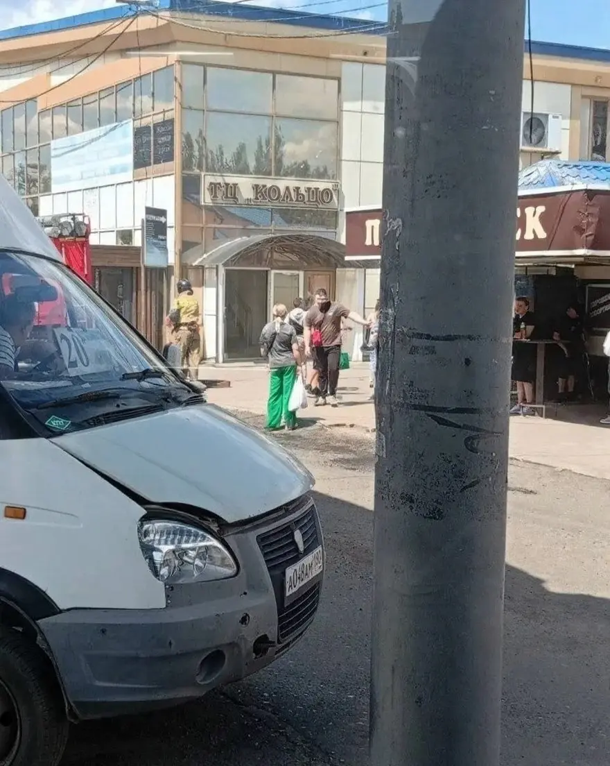 ⚡️ Сообщают о пожаре в ТЦ «Кольцо» в Макеевке | Сетка — социальная сеть от hh.ru