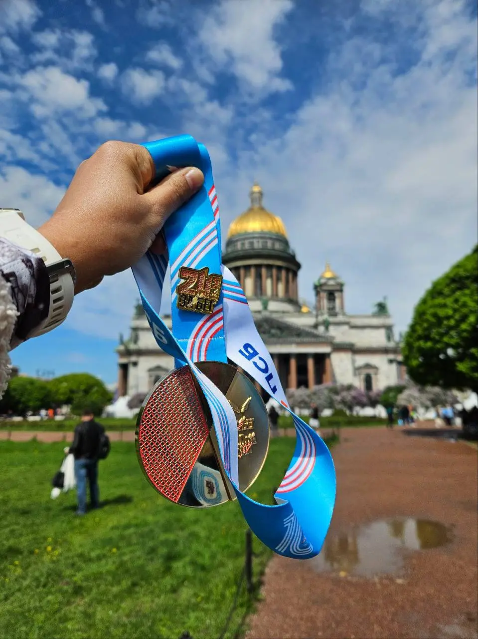 🏃‍♀️ Бежим к целям вместе: спорт как часть корпоративной культуры
Спорт — это не только про здоровье, но и про развитие сильной, связанной команды | Сетка — социальная сеть от hh.ru