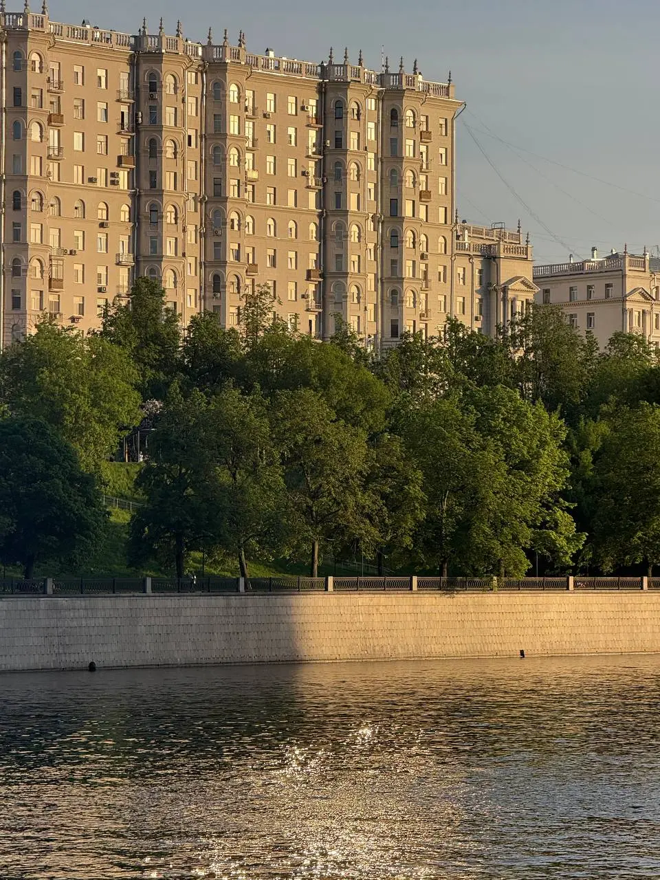 что творится в мае в Москве словами не передать! какой же невероятный город! | Сетка — социальная сеть от hh.ru