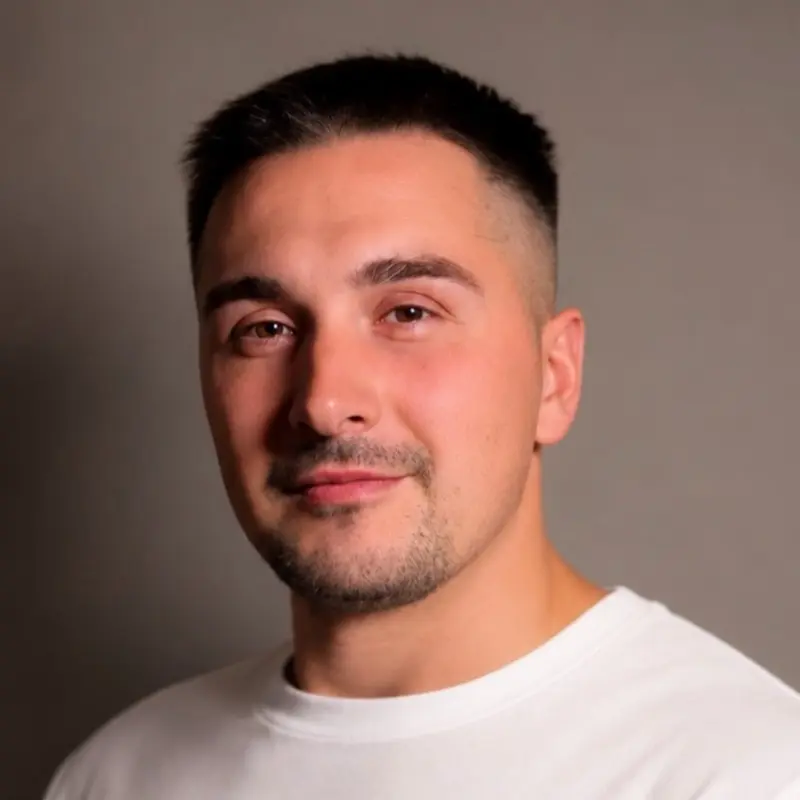 Илья Маханек