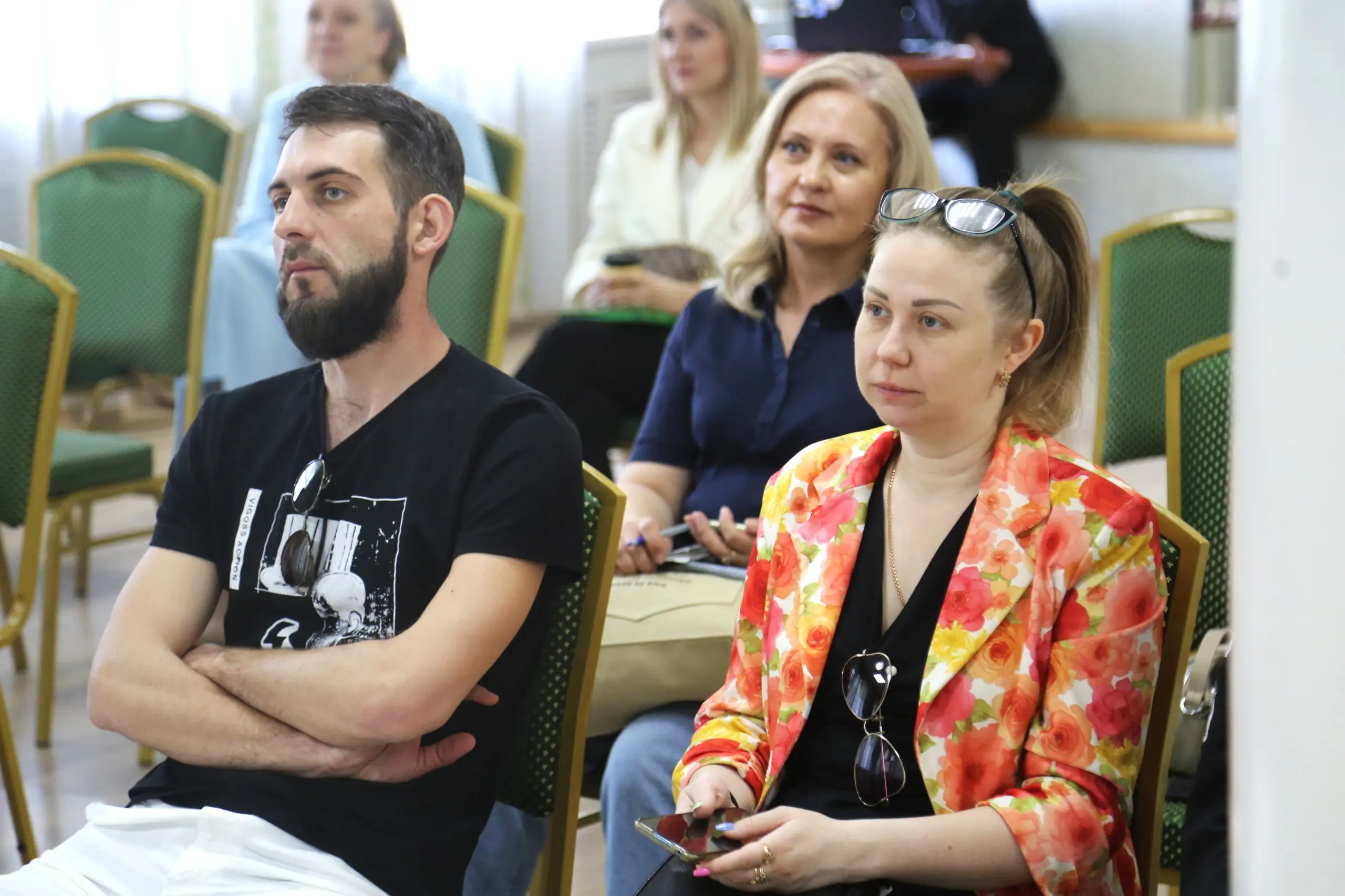 В Анапе завершилась Неделя предпринимательства
Одним из заключительных мероприятий для анапских предпринимателей и самозанятых стал семинар «Как выбрать нишу для нового бизнеса и определить, что она б... | Сетка — социальная сеть от hh.ru