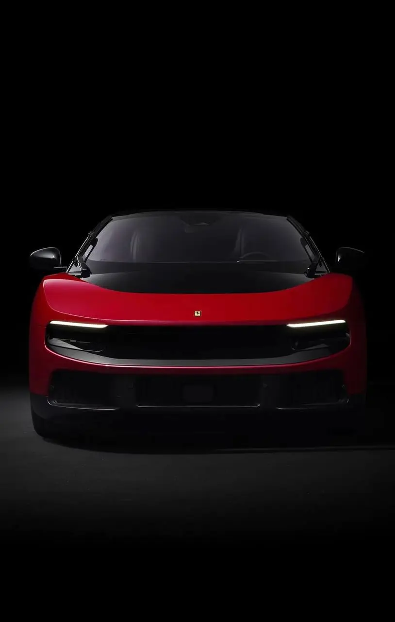 Ferrari представила Luce — первый серийный электромобиль марки, разработанный совместно с калифорнийской студией LoveFrom под руководством Джони Айва | Сетка — социальная сеть от hh.ru