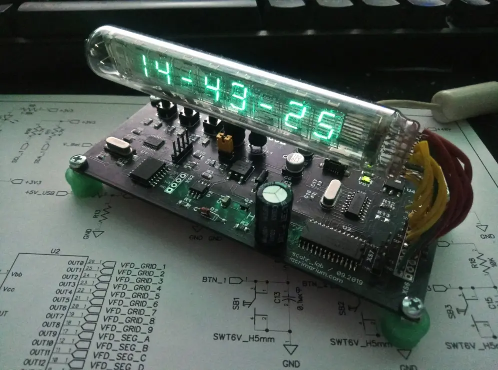 STM32 + ИВ-18 | Сетка — социальная сеть от hh.ru