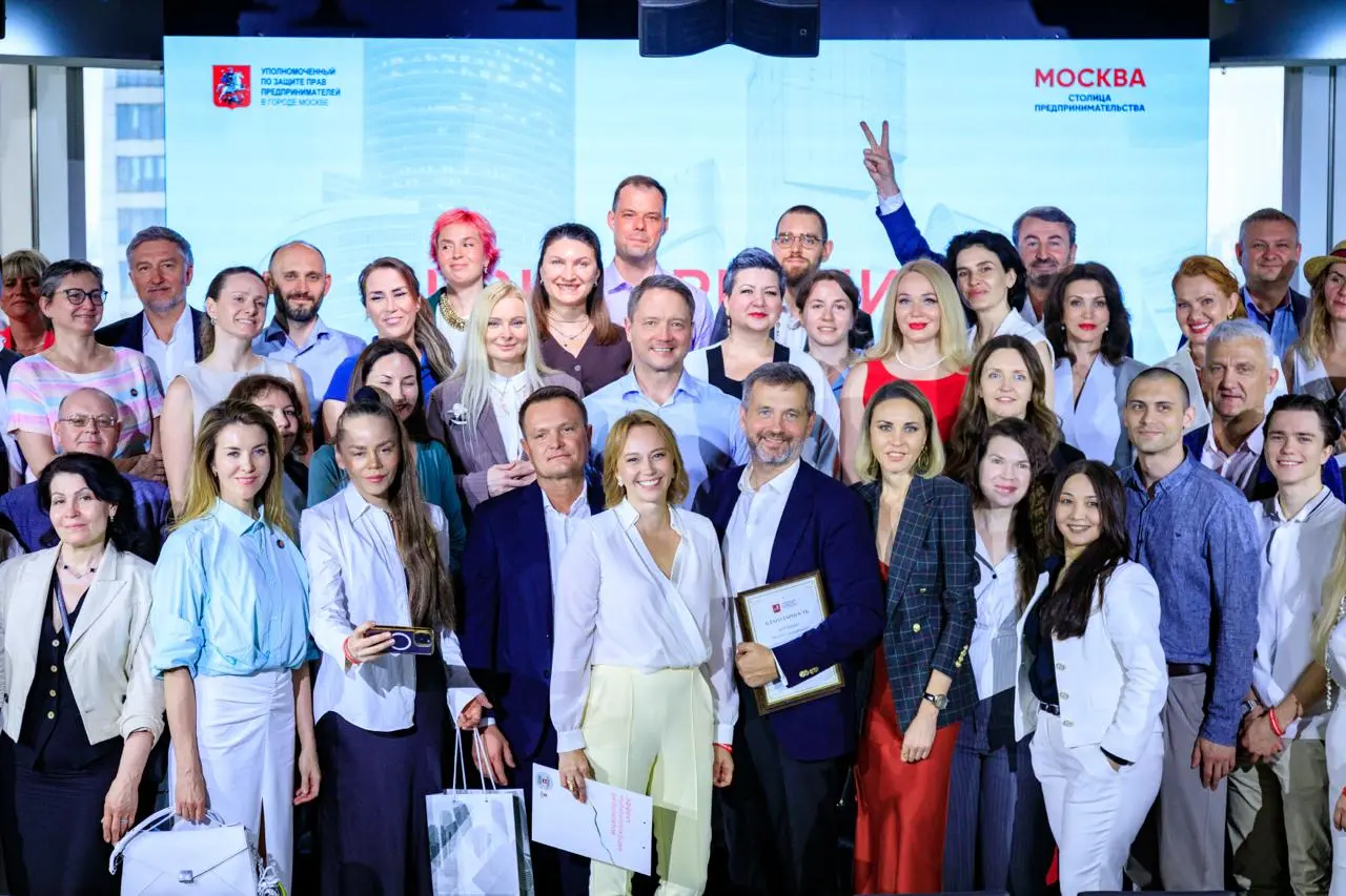 Наш генеральный директор, Анастасия Ускова, 22 мая 2026 года участвовала в IV ежегодной конференции «Голос бизнеса» — площадке бизнес-омбудсмена Москвы Татьяны Сизовой | Сетка — социальная сеть от hh.ru