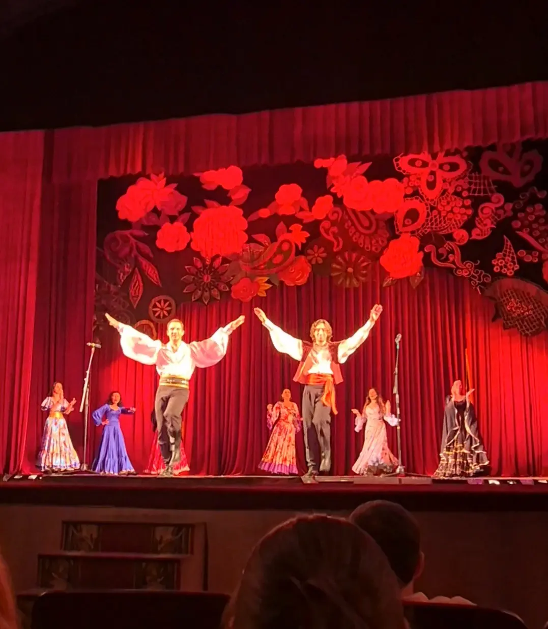Алгоритмы против фольклора:  жива ли цыганская культура? | Сетка — социальная сеть от hh.ru