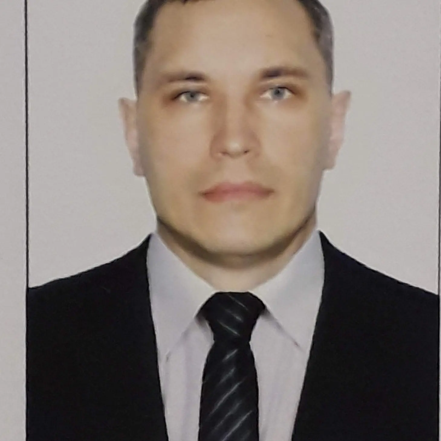 Николай Максутов