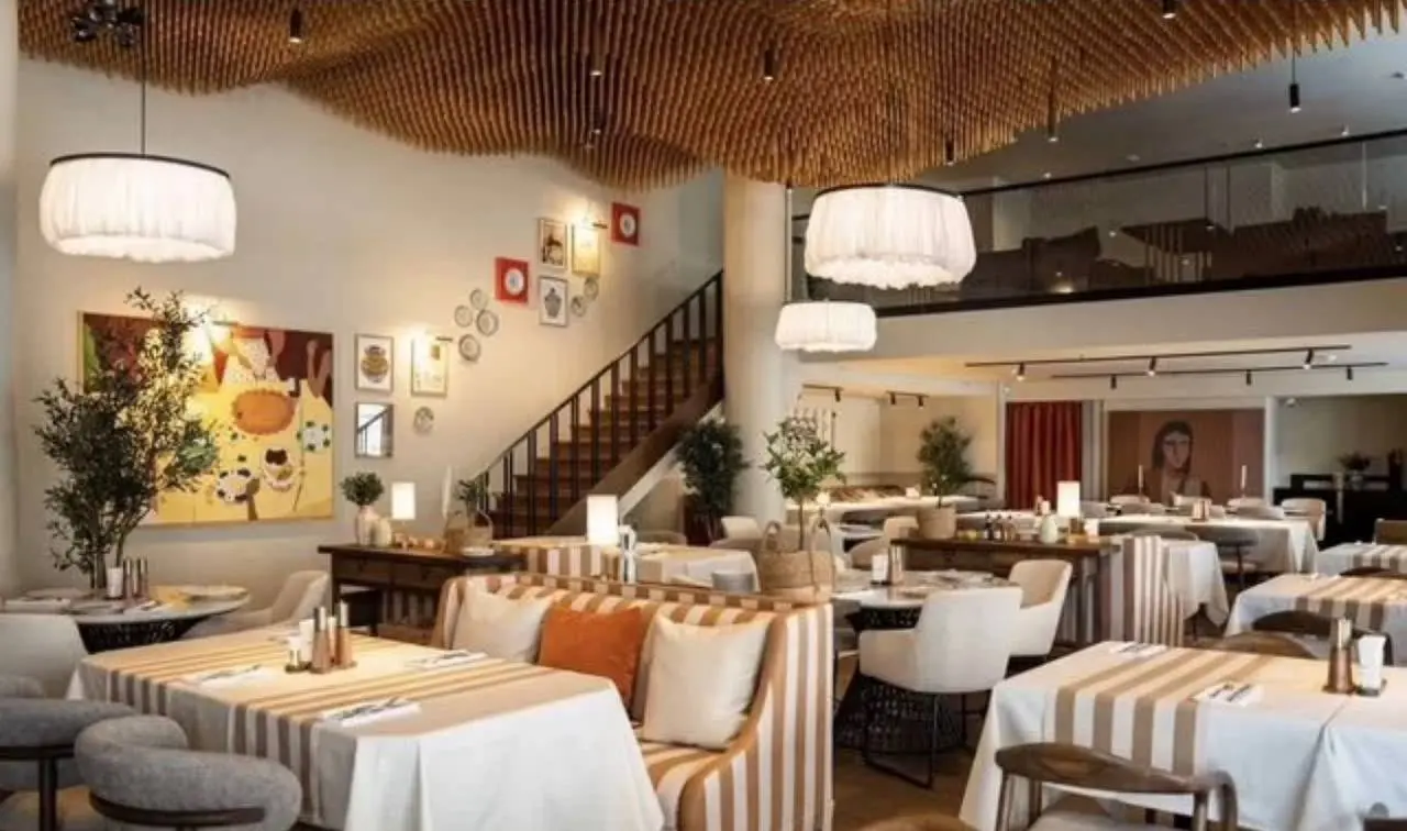 ОФИЦИАНТ
От 100 000₽
Madison Bistro&Madison event hall
• Москва, м. Динамо, Ленинградский проспект 31а стр 1
• Рестораны/Кафе
• +79099375548
Полное описание вакансии размещено в Телеграм и Макс | Сетка — социальная сеть от hh.ru