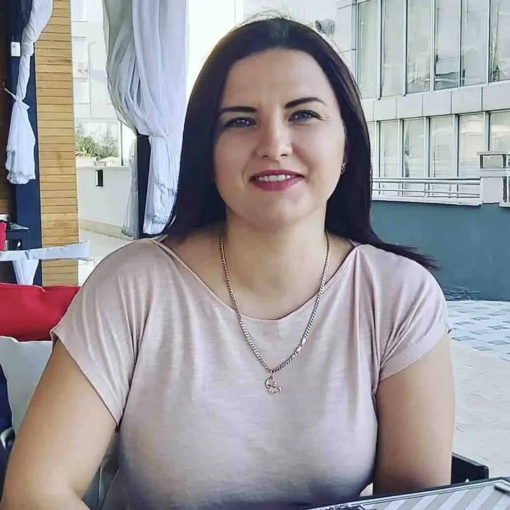 Анна Ушакова