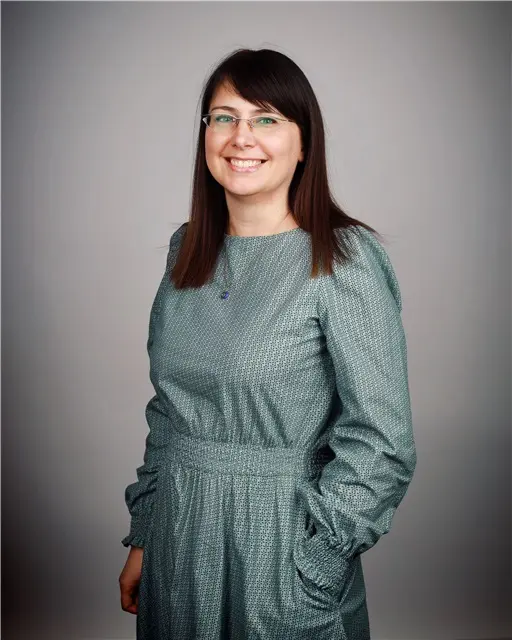 Анна Легкая