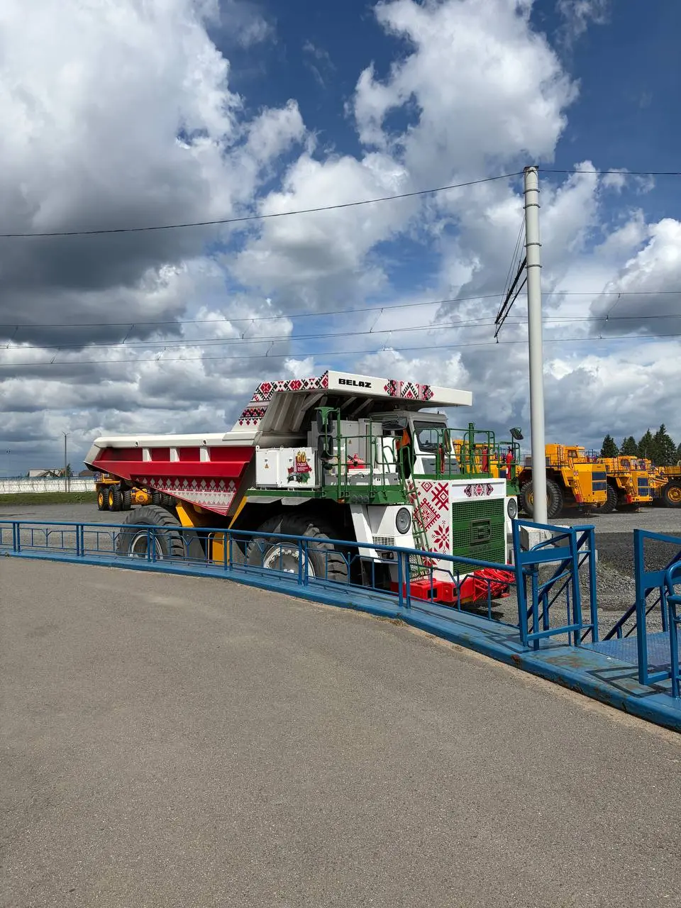 BELAZ | Сетка — социальная сеть от hh.ru